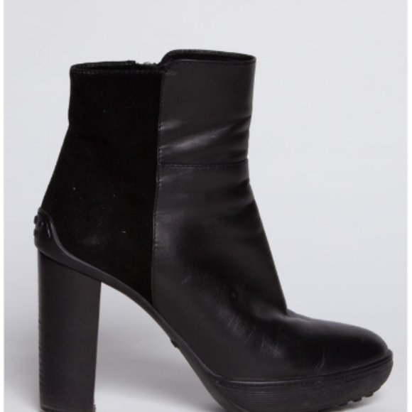 Tod's Shoes - TOD'S black ankle boots black suede and leather